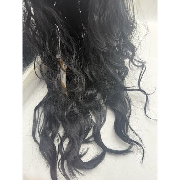Fashion Wig, Realistic Heat Resistant Black Wig - Long Wavy Wig with Tag *READ.. - Picture 13 of 15